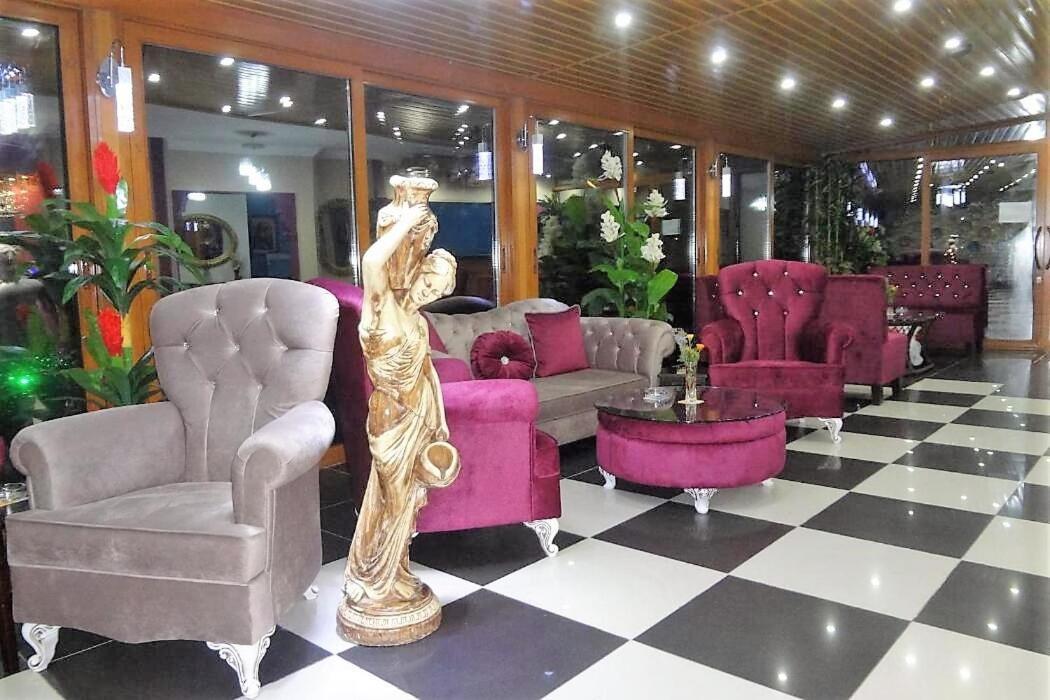 Linda Butik Otel Guemuelduer Izmir Eksteriør billede